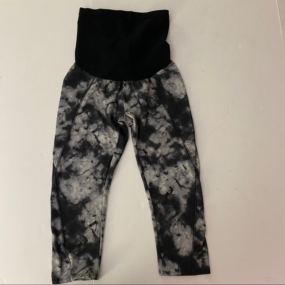 Motherhood maternity crop leggings yoga workout S